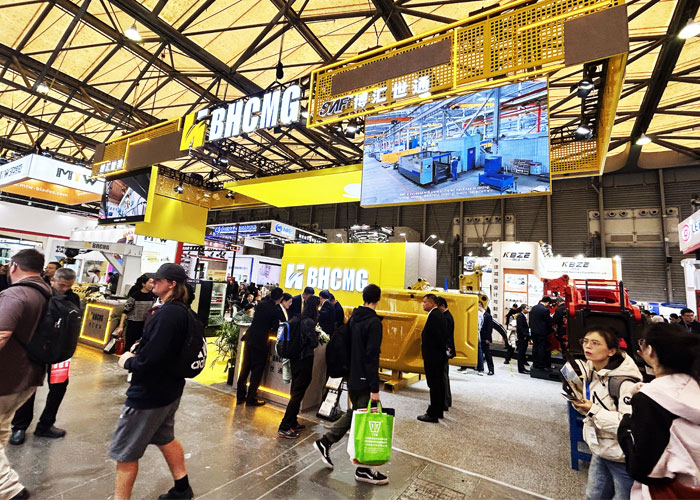 展臺(tái)搭建布置完成后,搭建商如何進(jìn)行安全檢查？